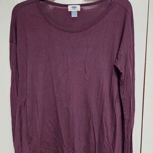 Old Navy Women's Medium long sleeve shirt plum color